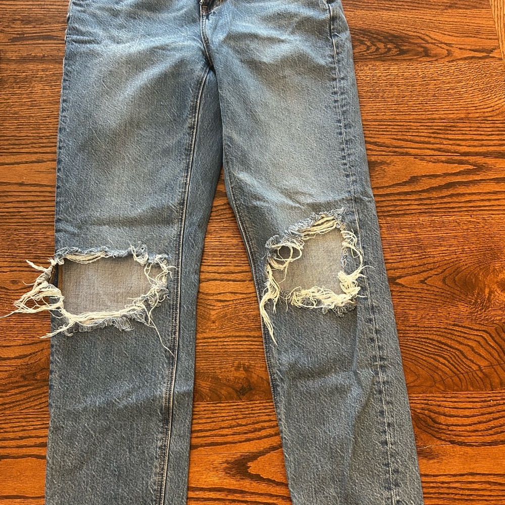 American Eagle Outfitters High Rise Distressed Jeans - Blue